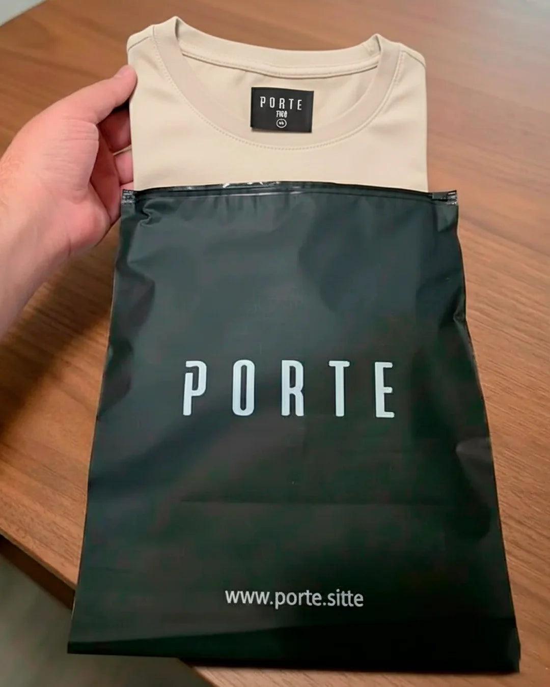 Essential PRO Tee - Sandstone